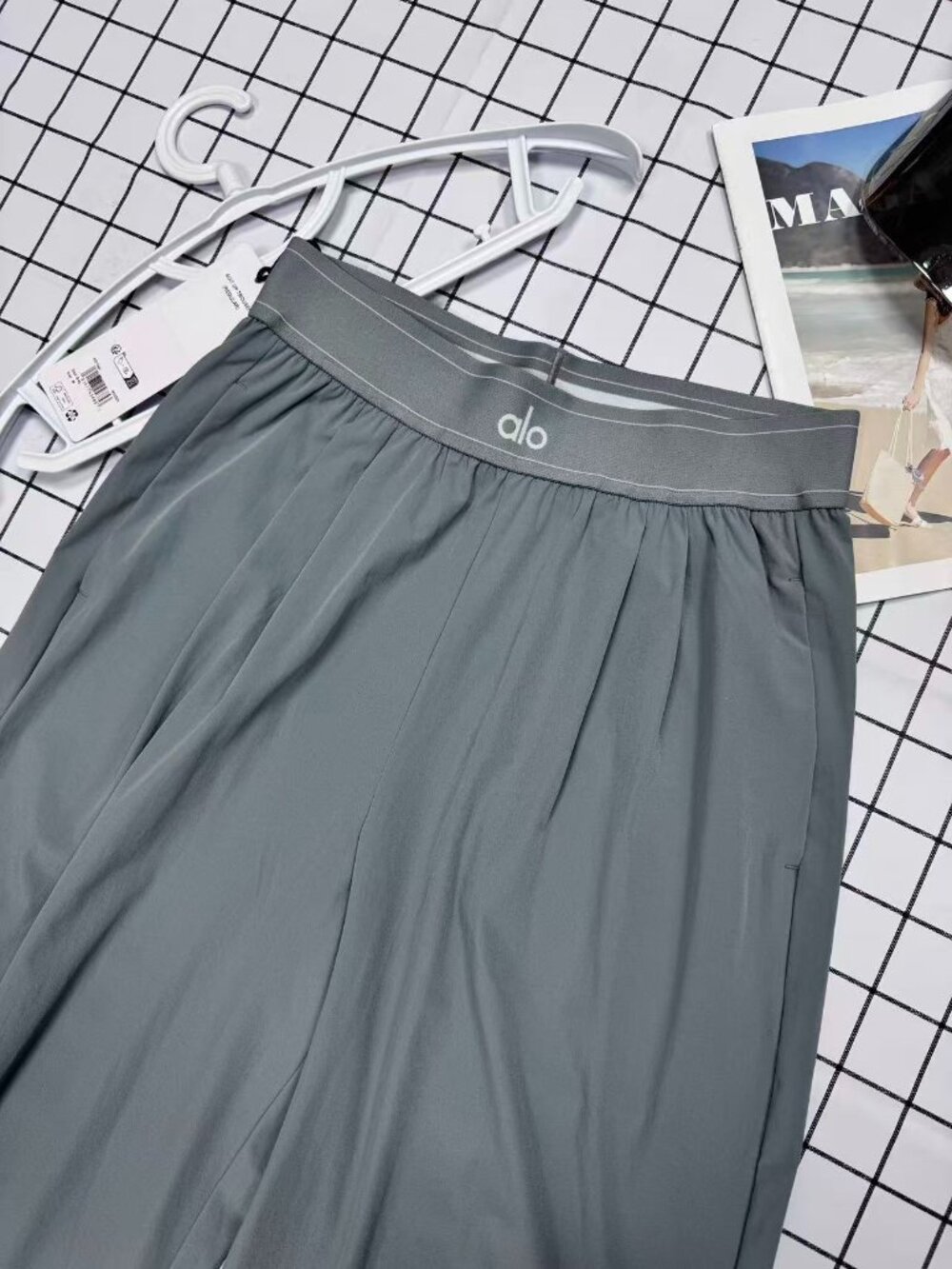 ALO Yoga Steel Grey Suit Up Trouser💦Clean Girl Office Pants-Regular 30” Inseam - Picture 4 of 8